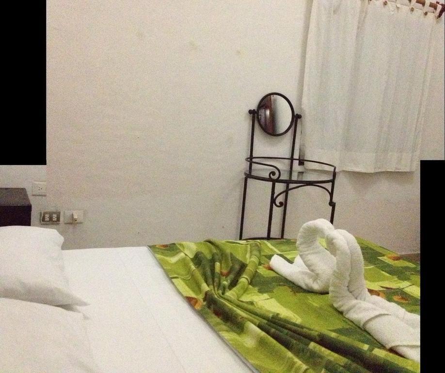 Hostal Charlys Tulum Rum bild
