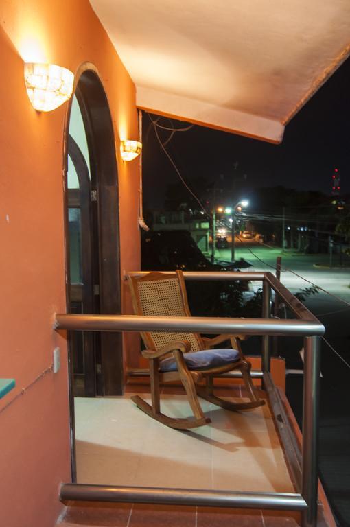 Hostal Charlys Tulum Rum bild